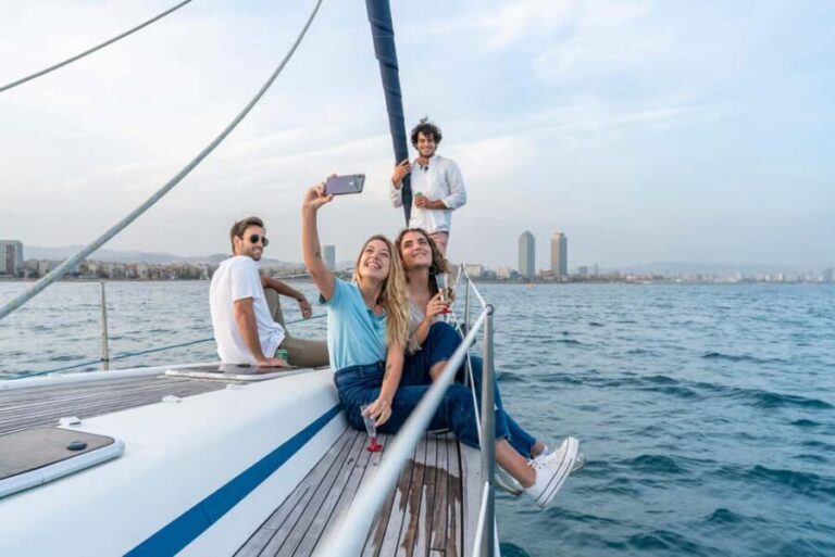 Barcelona: Sailing trip 1 hour, private boat with open bar - Whats Included & Whats Not