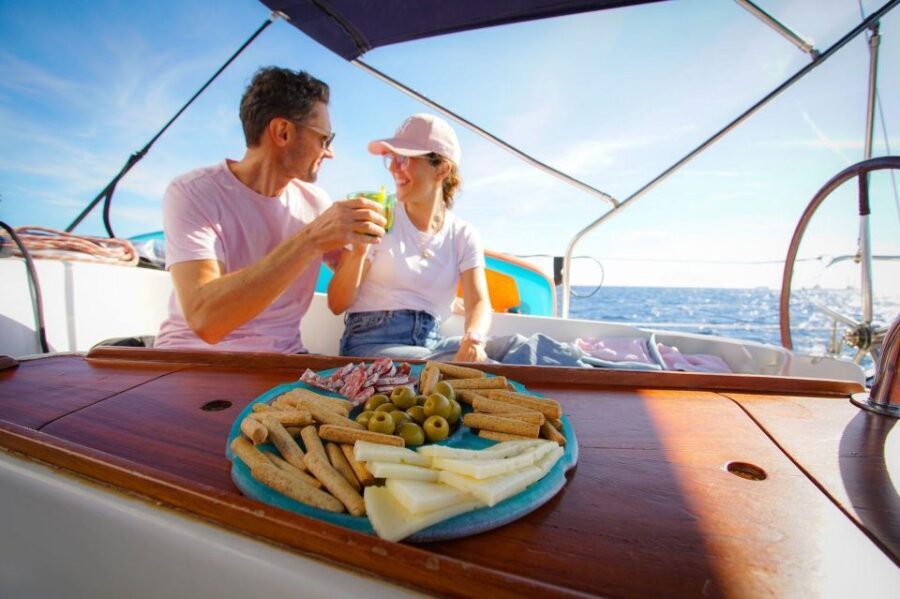 Barcelona: Sailing Trip, Sagrada Familia, and Casa Batlló - Why This Tour Offers Great Value