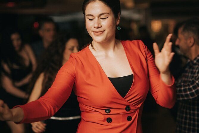 Barcelona Salsa Lovers Dance Experience - Who Is This Experience Best For?
