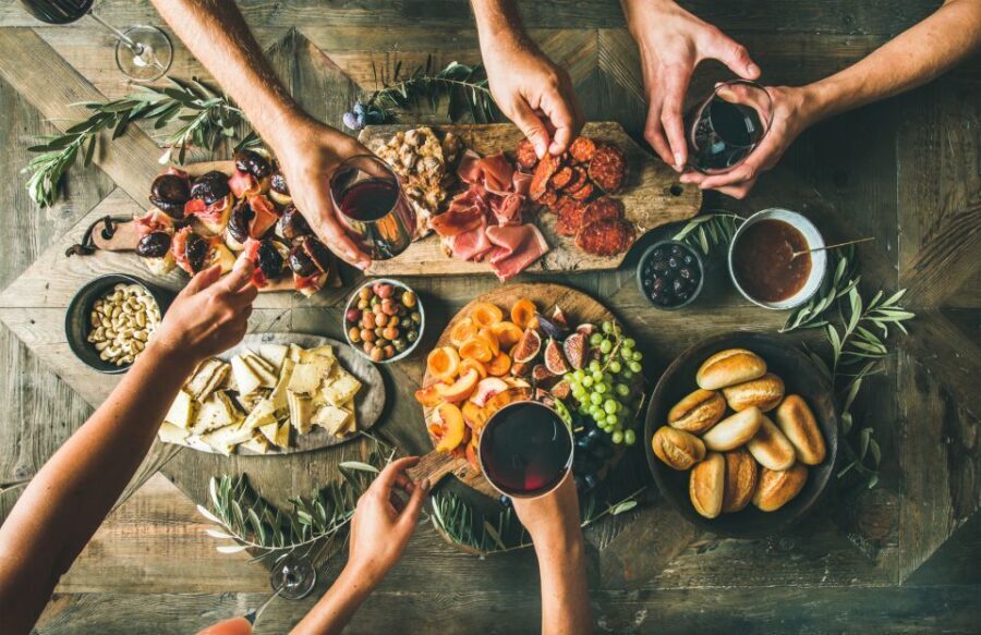 Barcelona: Tapas & Wine, Private Tour in Traditional Taverns - An In-Depth Look at the Tour