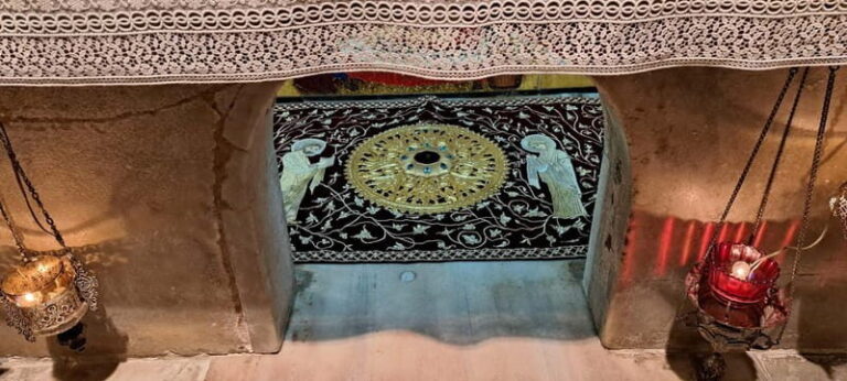 Bari: Basilica of Saint Nicholas, Museum, Focaccia Tasting - Starting Point: The Basilica Pontificia San Nicola