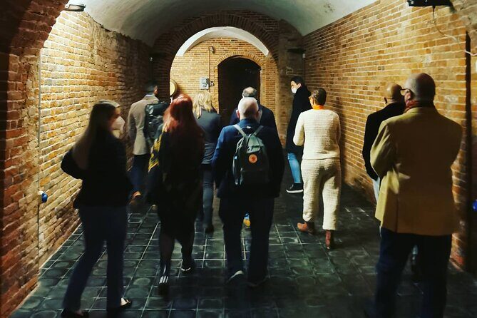 Barolo&Barbaresco wine tour with a local winemaker from Alba - The Value of the Experience