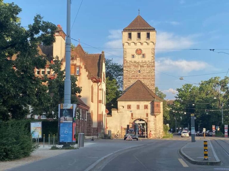 Basel: Fancy a bike tour through 3 countries in 60 minutes? - What Makes This Tour Special