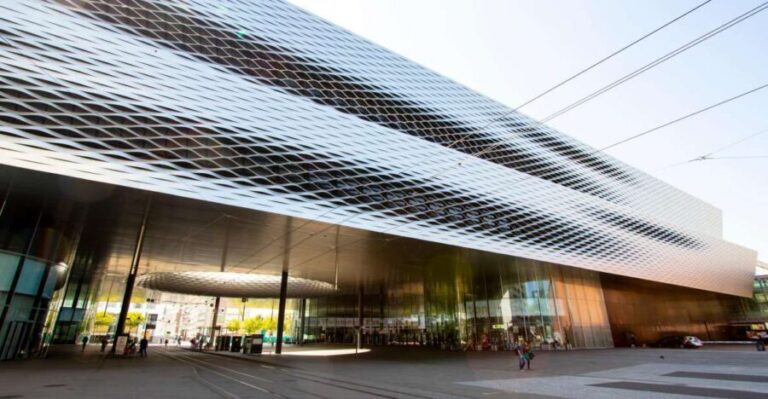 Basels Art and Culture revealed by a Local - The Value of a Private, Guided Experience