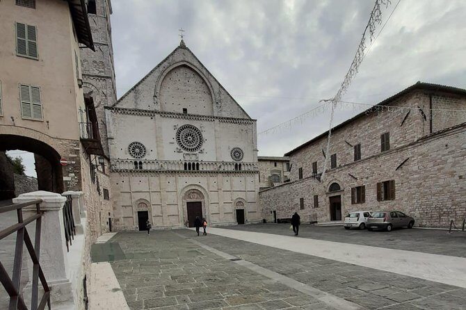 Basilica of St. Francis of Assisi. Tour with official guide - Who This Tour is Perfect For