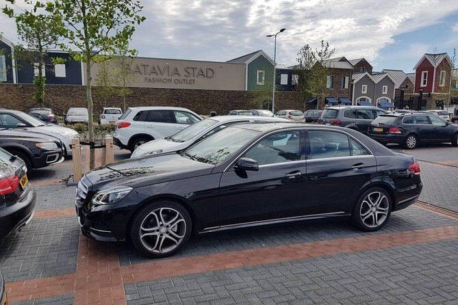 Batavia Stad Outlet Shopping Tour: Heaven on Earth for Fashion Lovers - Key Points