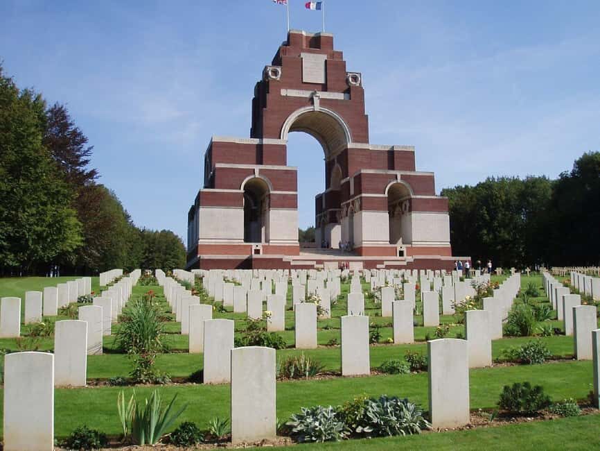 Battle of the Somme WWI Battlefield from Amiens - Starting in Amiens: The Gateway to History