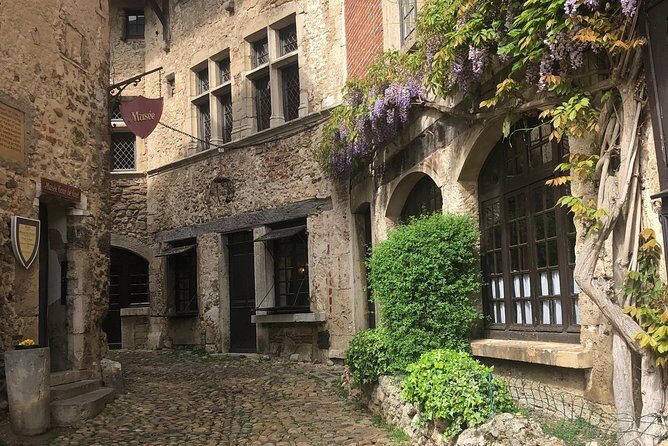 Beaujolais & Pérouges Wine & Food Tasting Private Tour from Lyon - Why Choose This Tour?