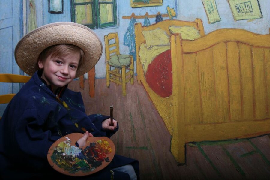 Become the Art you See! - Who Would Love This Experience?