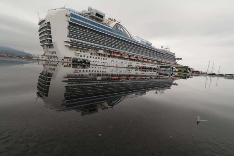 Belfast: Giants Causeway and North Coast Small Group Tour - Exploring the Major Stops