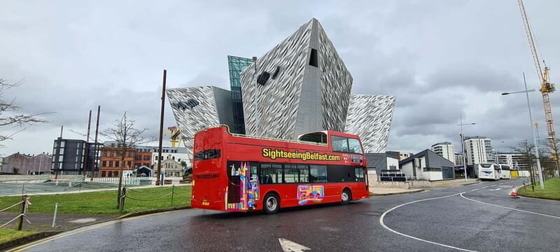 Belfast: Sightseeing Tour HOP ON HOP OFF from the City Hall - The Sum Up