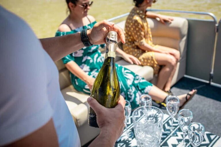 Belgrade: Private Sightseeing Cruise - Cruising Belgrade and the Major Landmarks