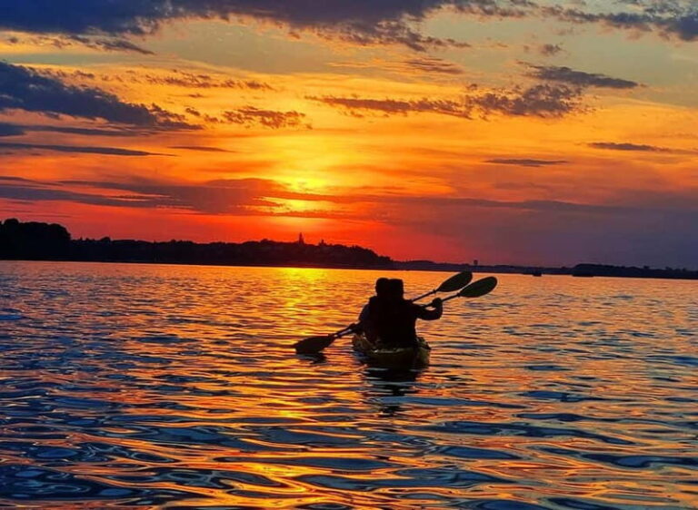 Belgrade: Sunset Kayak Tour - The Sum Up