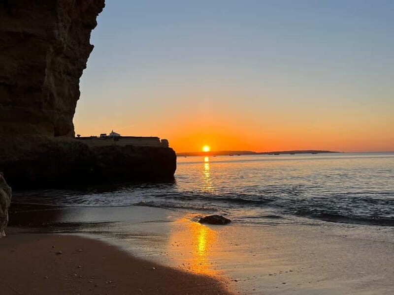 Benagil: Guided Sunrise Kayak Tour with Licensed Guide - The Itinerary Breakdown