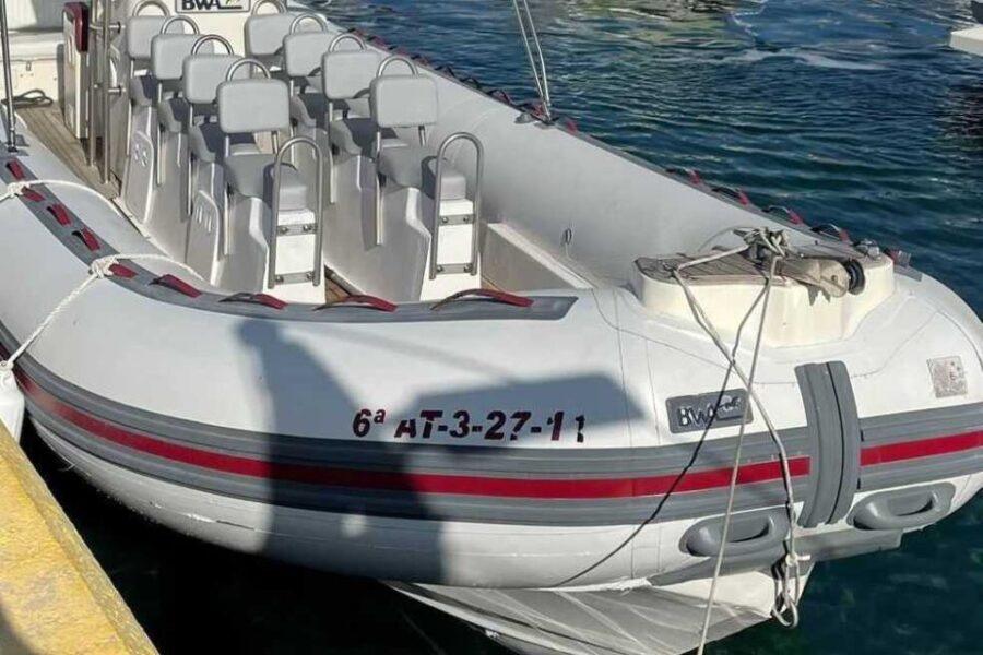 Benidorm: Private Boat Party with Champagne - The Experience in Detail