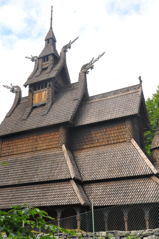 Bergen: Guided Car Tour with Old Bergen Museum & Fantoft - Why Choose a Guided Car Tour?