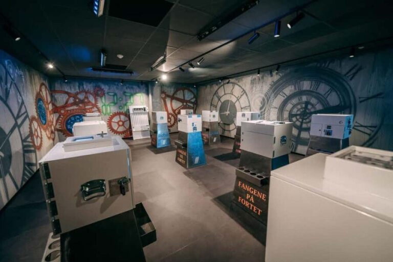 Bergen: The Cube Adventure at Fangene på Fortet - What to Expect: An In-Depth Breakdown