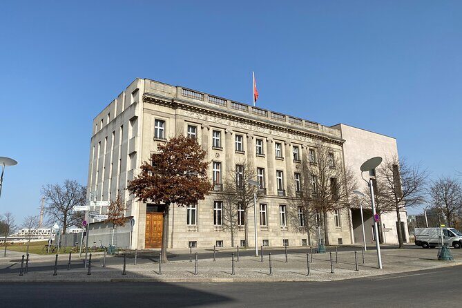 Berlin Battlefield Tour - Operation Berlin 1945 (Small Group) - Practical Details That Matter