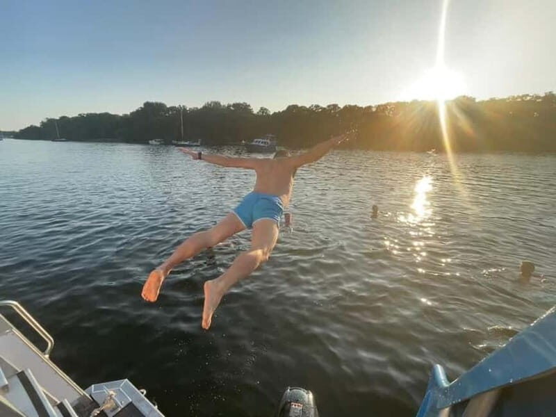 Berlin: Boat Rental BBQ boat with waterslide for 12 people - The On-Board Experience