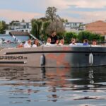 Berlin: Electric Boat Rental for self-driving 4 hrs - The logistics: access and practicalities