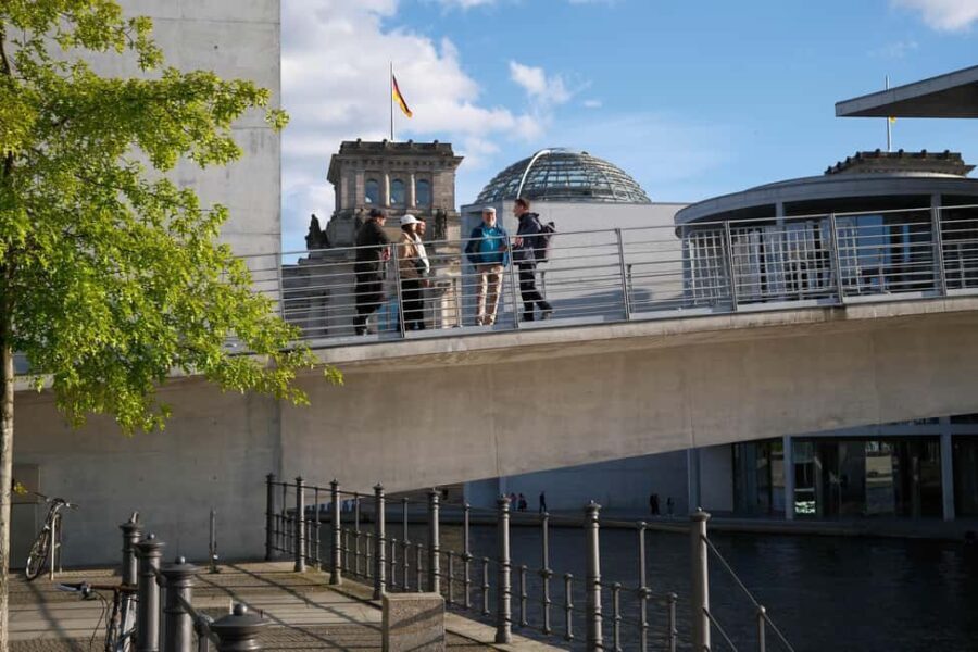 Berlin: Government District & Reichstag Hall Dome Visit - What Travelers Say