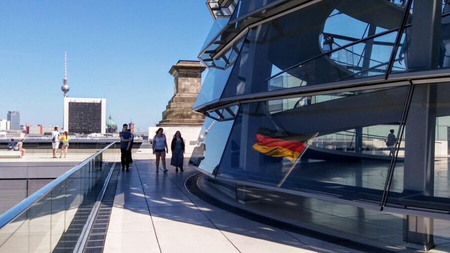 Berlin: Government District Tour and Reichstag Dome Visit - An In-Depth Look at the Berlin Government District Tour and Reichstag Dome Experience