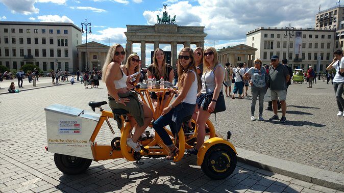 Berlin : Guided Private Sightseeing Tours with Funbikes, Teambikes - FAQ