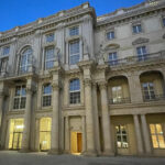 Berlin: history walk - sightseeing walk in english - Dive into Berlin’s Past: What to Expect on the Tour