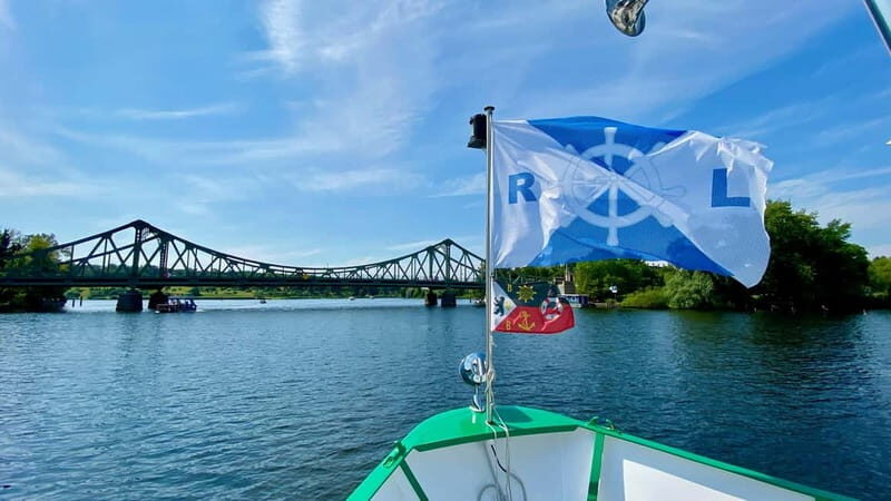 Berlin: Potsdam-Rundfahrt über die Unterhavel mit Guide - Who Will Love This Tour?