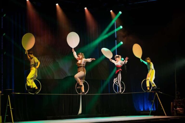 Berlin: Snow White - Children Variety Show Ticket - The Performance Breakdown