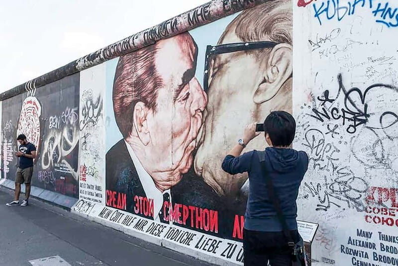 Berlin WelcomeCard: Discounts & Transport Berlin Zones (AB) - Major Attractions and How the Card Enhances Your Visit