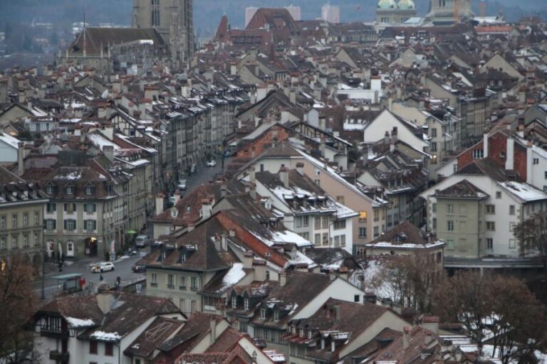Bern: Private Walking Tour with a Local Guide - Who Should Book This Tour?