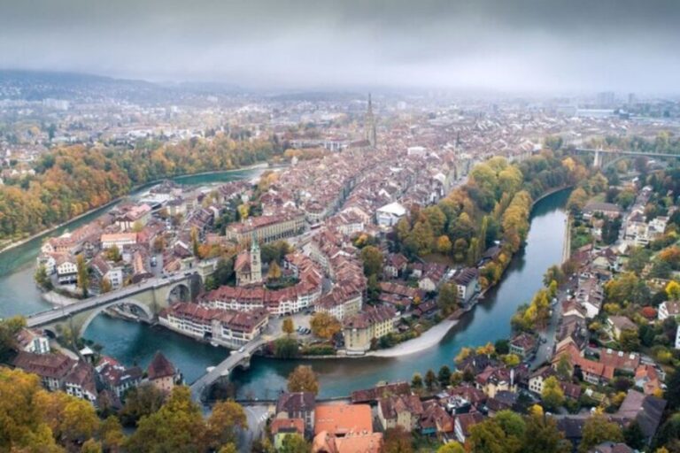 Bern: Private Walking Tour with a Local Guide (Private tour) - Why This Tour Is a Fantastic Choice for Travelers