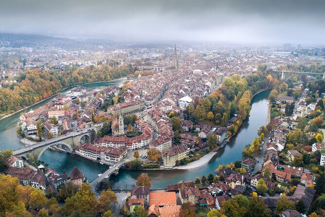 Bern : Private Walking Tour with a Local Guide (Private tour) - Duration and Customization