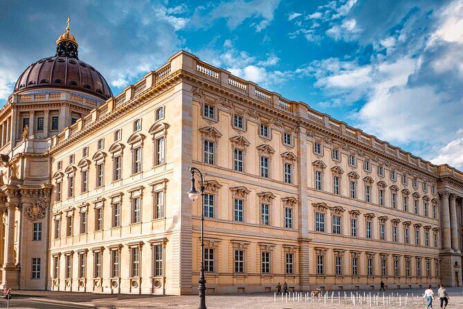 Best of Berlin HopOn HopOff Tour - Comfort, Commentary, and Overall Experience