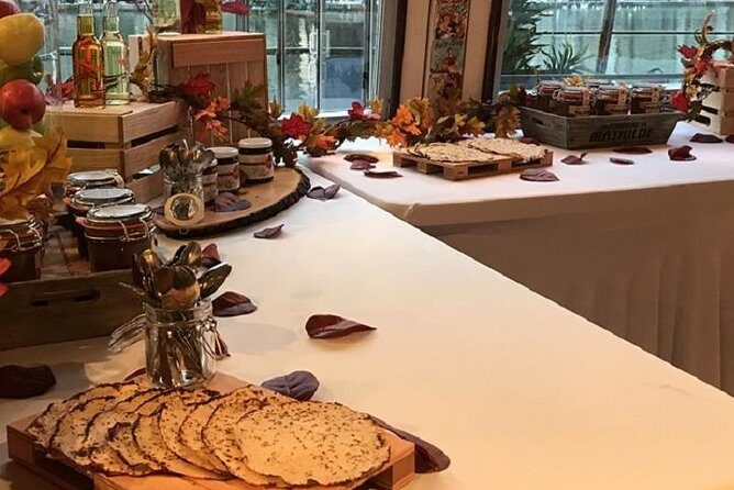 Best of Both Worlds Cruise from the Canal St-Martin to the Seine - Who Will Love This Tour?