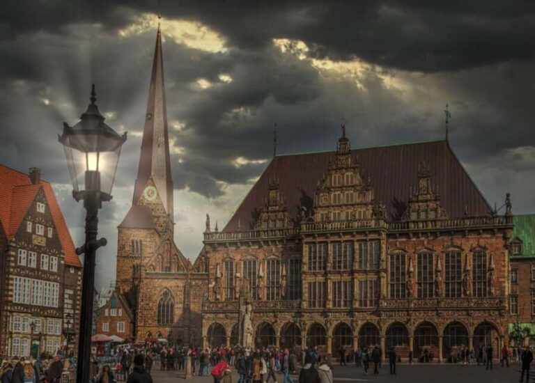 Best of Bremen Private Walk Tour with a Professional Guide - Bremen’s Fairy-Tale Legacy: The Brothers Grimm and the Town Musicians