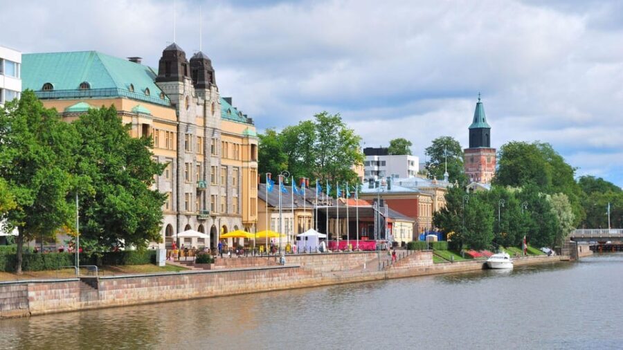Best of Turku: Private Walking Tour with a Local - The Real Deal: Pros and Cons Based on Reviews