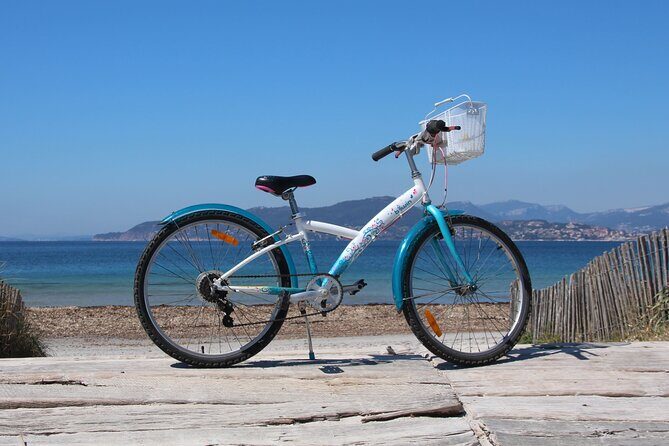 Bike rental for the whole family in Hyères - Practical Details & Considerations