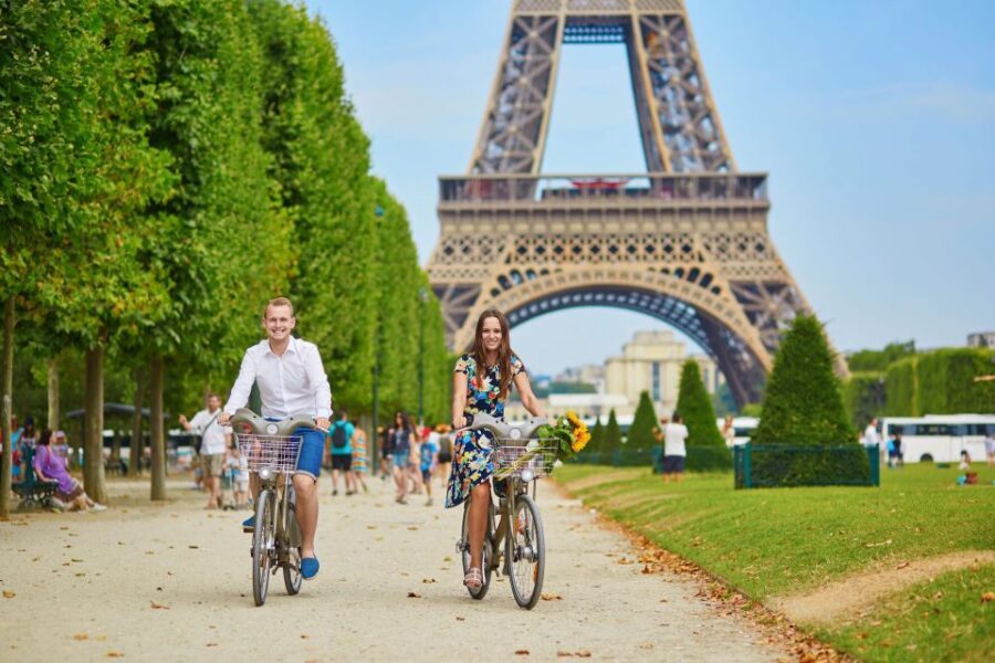 Bike Tour of Paris Old Town, Top Attractions and Nature - Who Will Love This Tour?