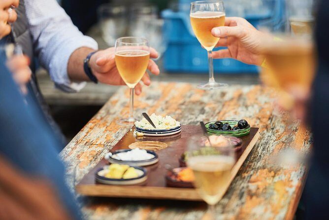 Biking Rotterdam Food Tour with Local Guide - Who Should Consider This Tour?