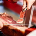 Bilbao: Guggenheim Secrets & Savor the Seas Treasures. VIP - Why the Architecture and Art Tour Matters