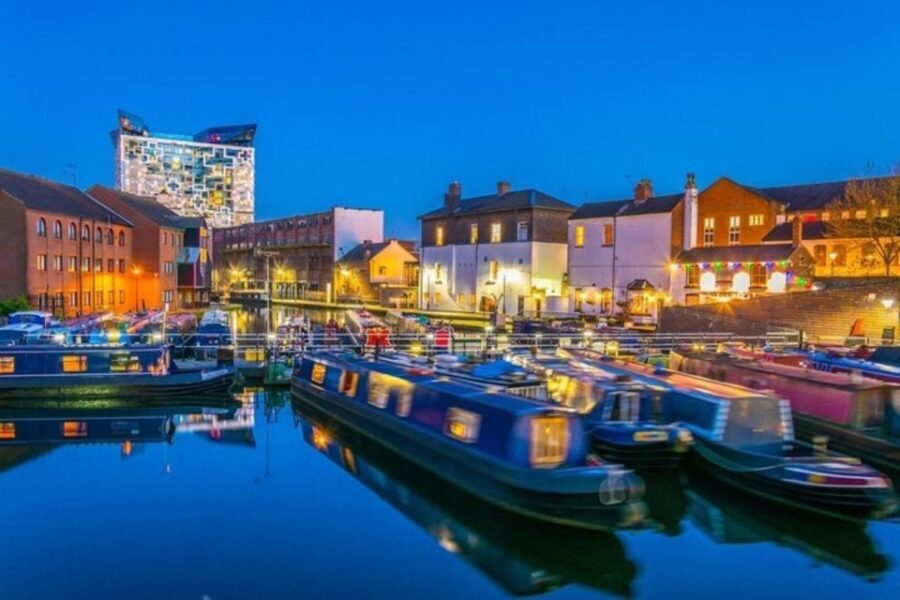 Birmingham : Private Custom Walking Tour With a Local Guide - A Deep Dive into the Experience