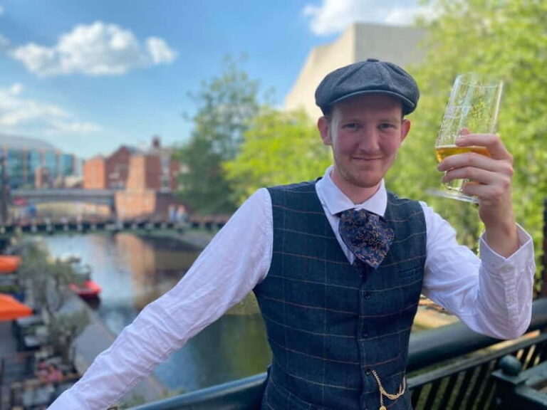 Birmingham Slogging Gang Evening Walking Tour with Pub Stops - Detailed Breakdown of the Itinerary