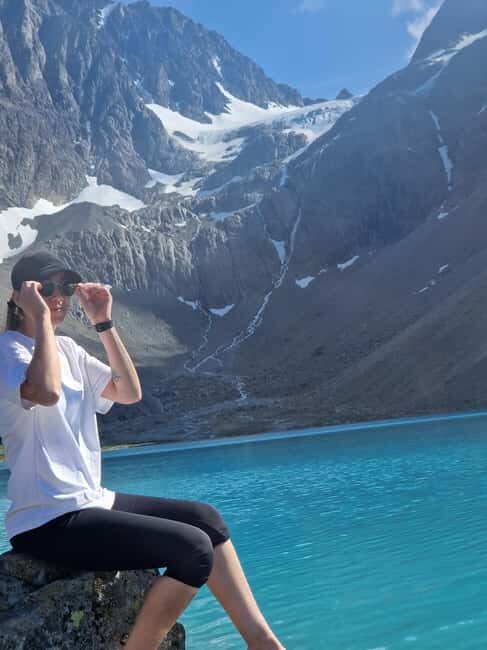 Blåisvatnet: Guided hike to Blue-ice-lake - The Best Time and Lighting for Photos