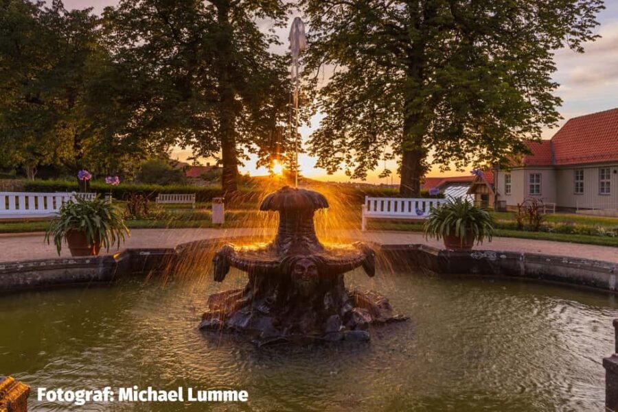 Blankenburg (Harz) Moonlight tour of the Baroque castle gardens - The Experience: A Step-by-Step Look