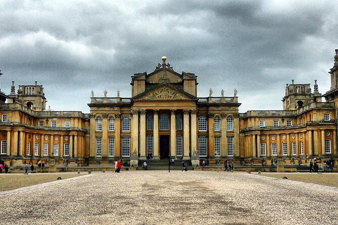 Blenheim Palace Guided Tour (with or without additional tour of Oxford city) - What Sets This Tour Apart: Authenticity and Knowledge
