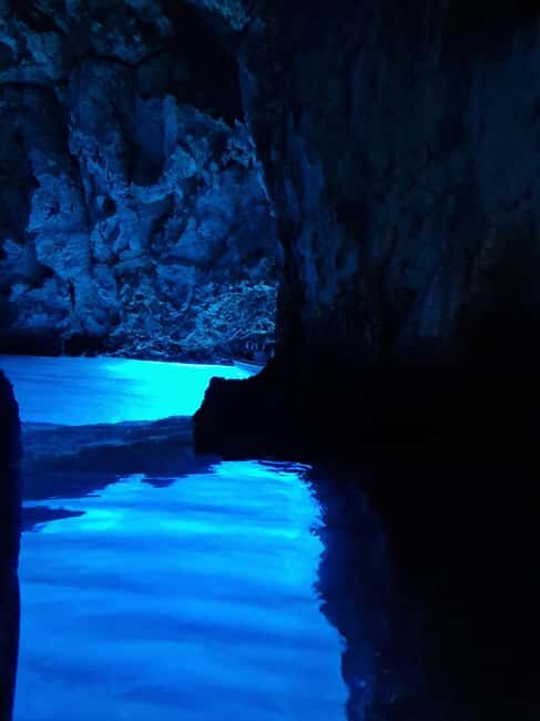 Blue cave private tour from Hvar - The Experience: What It’s Like Onboard