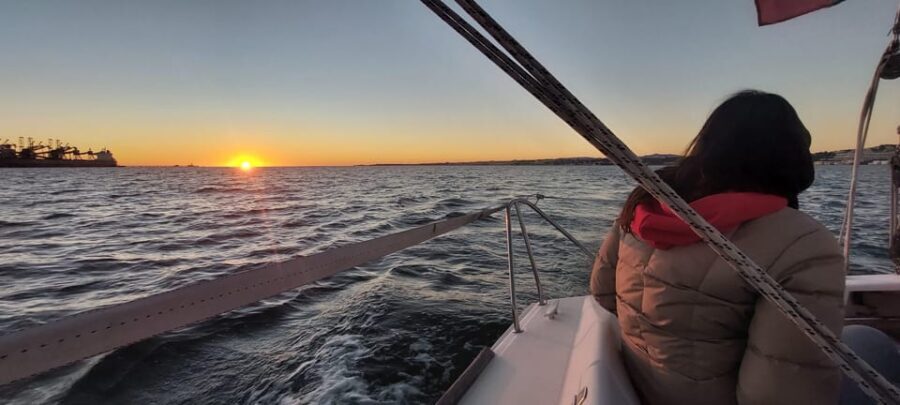 Bluemotion Lisbon: Private Sunset sailing tour Tagus River - Breaking Down the Value