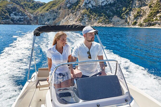 Boat rental without license - B520 'Neptuno' (5p) - Can Pastilla - Pricing and Value